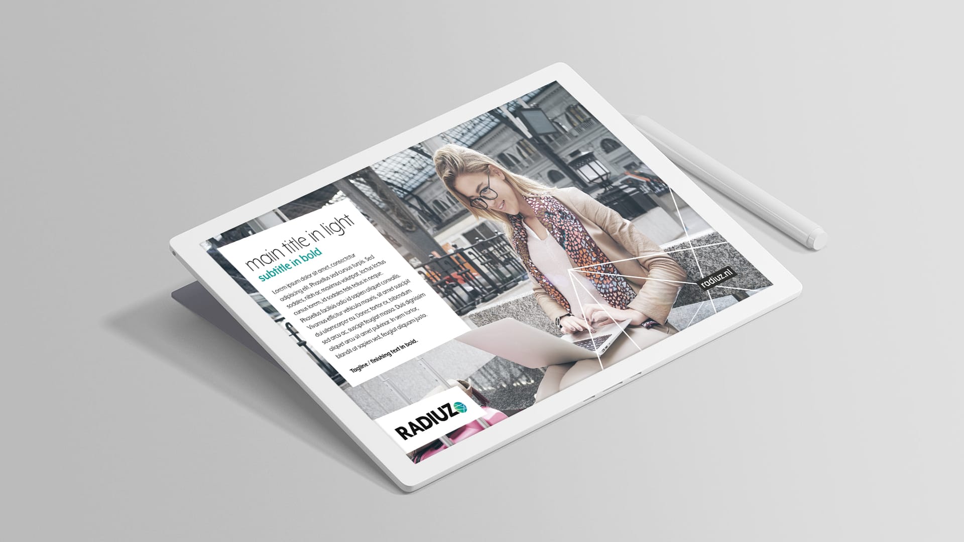 Mockup - Tablet 02.2